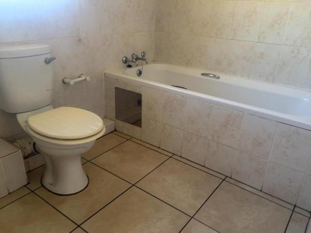 Apartment for sale in Dr Kenneth Kaunda, North West