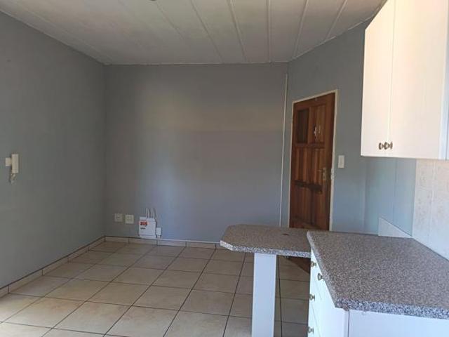 Apartment for rent in Potchefstroom, Tlokwe Local Municipality