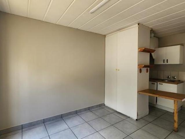 Apartment for sale in Potchefstroom, Tlokwe Local Municipality