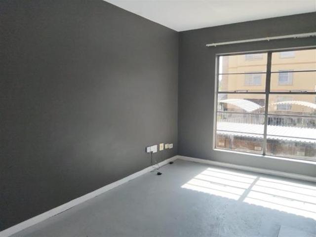 Apartment for sale in Dr Kenneth Kaunda, North West
