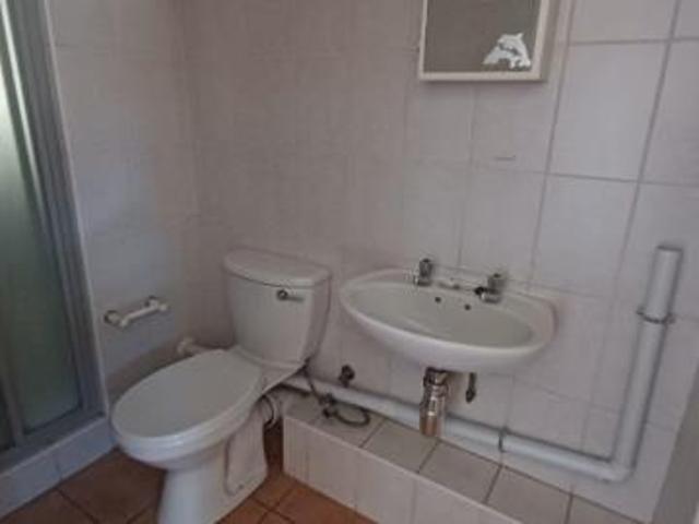 Apartment for sale in Dr Kenneth Kaunda, North West