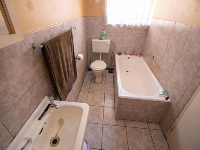Apartment for rent in Jansenpark, City of Ekurhuleni Metropolitan Municipality