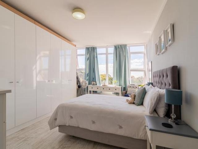 Apartment for sale in Cape Town, Western Cape