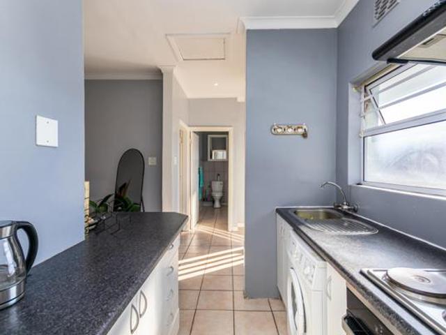 Apartment for sale in Cape Town, Western Cape