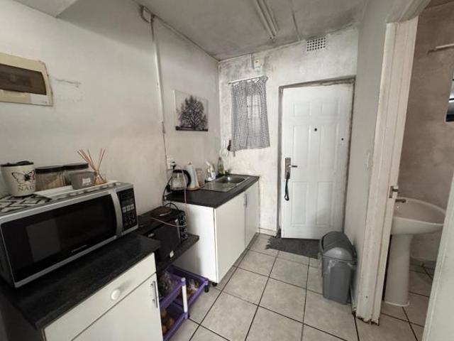 Apartment for sale in Cape Town, Western Cape