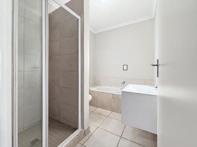 Apartment for sale in Bergsig, Durbanville
