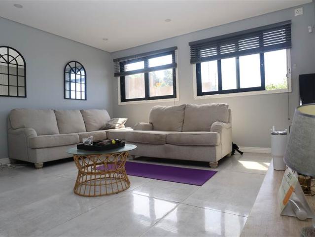 Apartment for sale in La Mercy, Kwazulu-natal