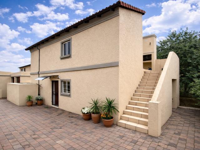 Apartment for rent in Waterkloof, Gauteng