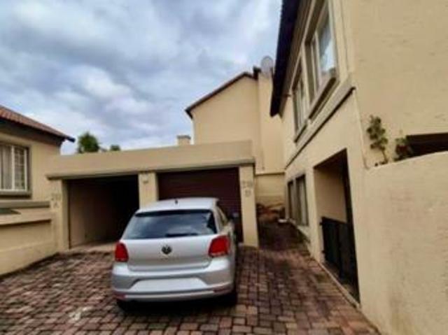 Apartment for rent in Waterkloof, Gauteng
