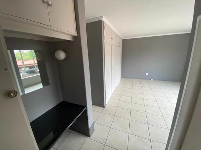 Apartment for rent in Waterkloof, Gauteng