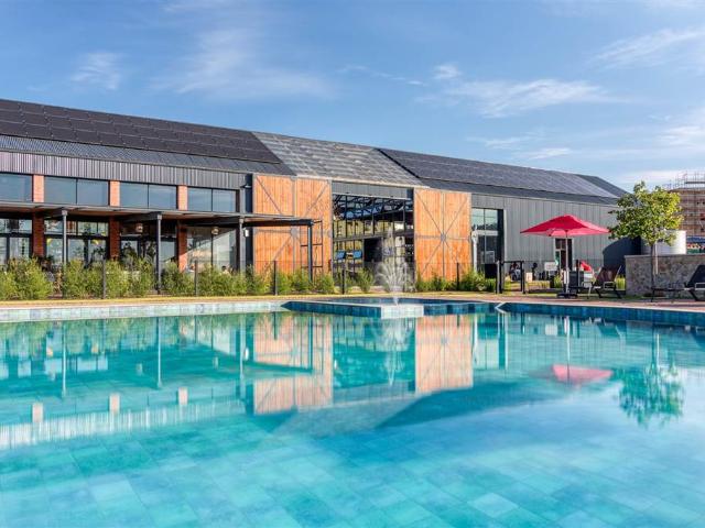 Apartment for sale in Vosloorus, Gauteng
