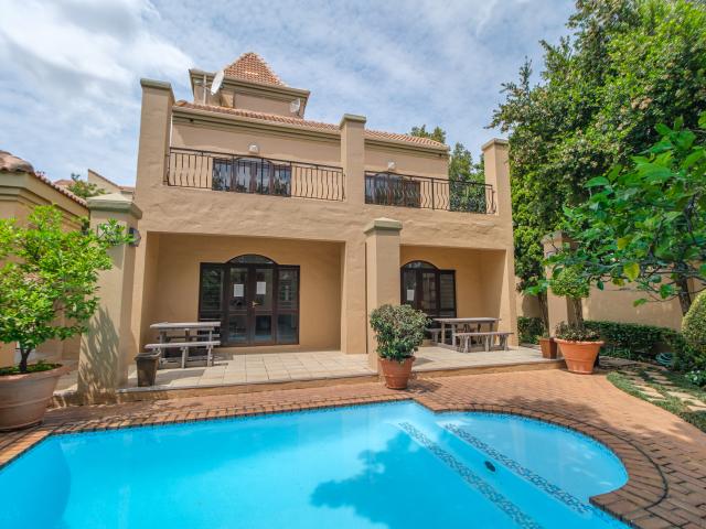 Apartment for sale in Alexandra, Gauteng