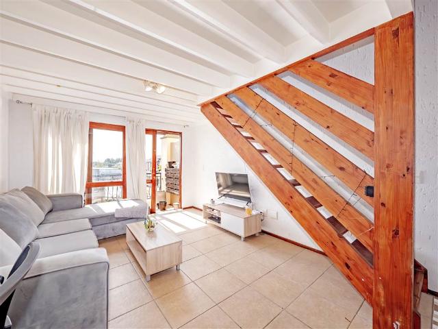 Apartment for sale in Vosloorus, Gauteng