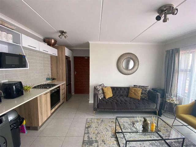 Apartment for sale in North & Sandton, Johannesburg