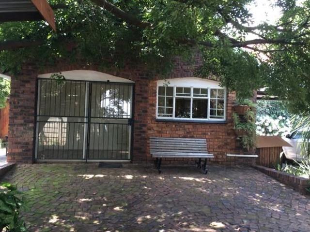 Apartment for rent in Lyttelton Manor, Centurion