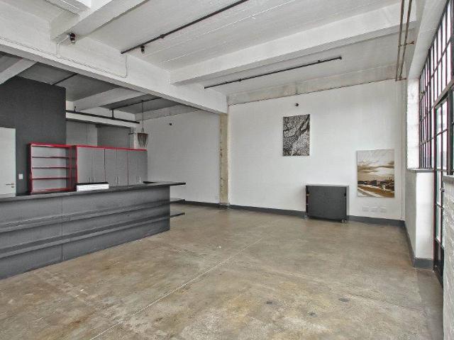 Apartment for sale in Vosloorus, Gauteng