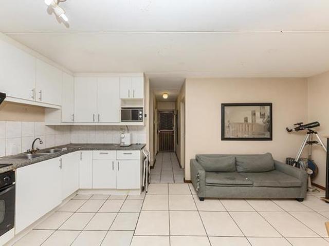 Apartment for sale in Cape Town, Western Cape