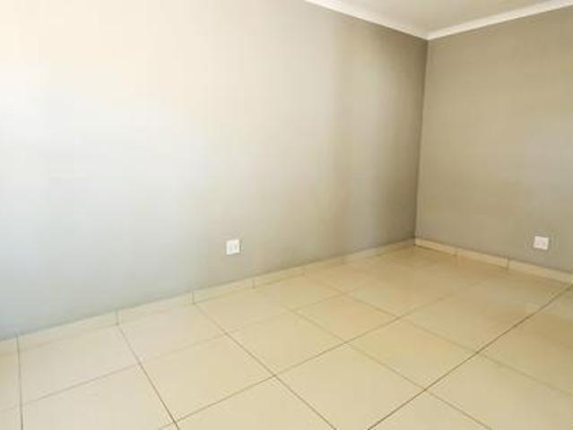 Apartment for rent in Louis Trichardt, Makhado Local Municipality