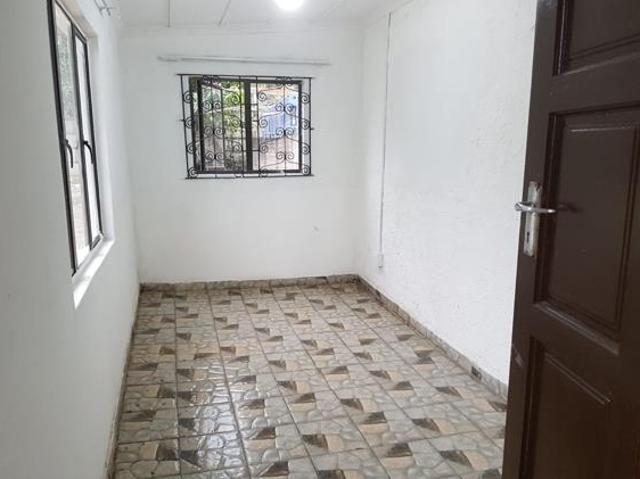 Apartment for rent in Seaview, Kwazulu-natal