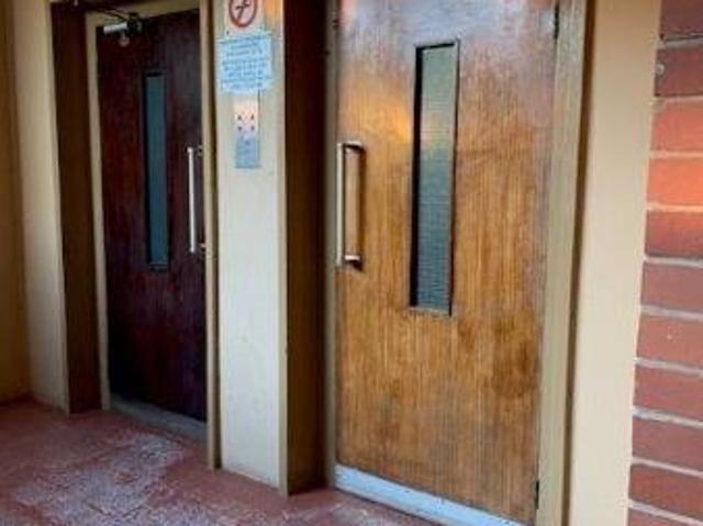 Apartment for rent in Seaview, Kwazulu-natal