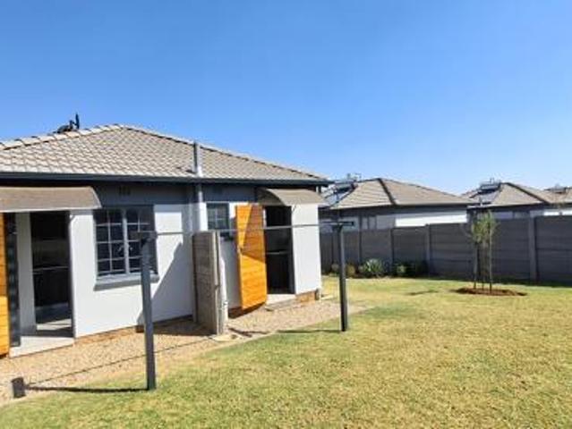 Apartment for rent in Waterkloof, Gauteng