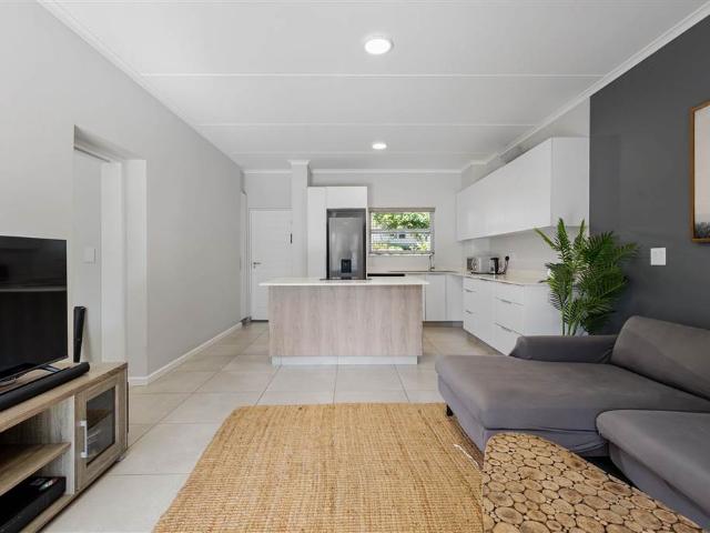Apartment for sale in Princess Grant, Kwazulu-natal