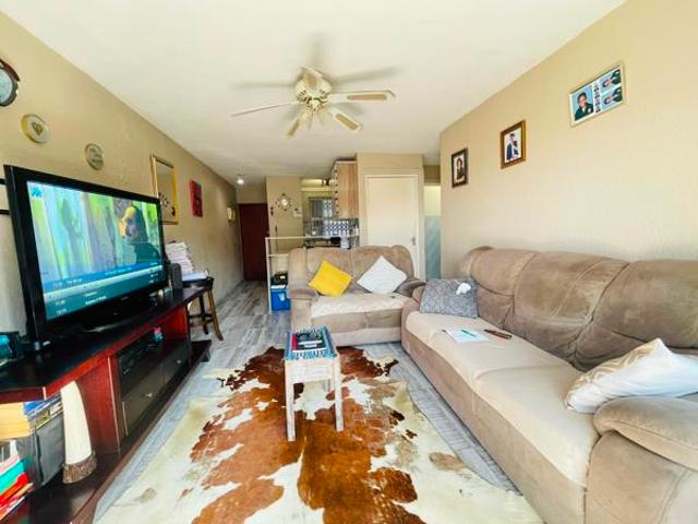 Apartment for sale in UMhlathuze Municipality, Kwazulu-natal