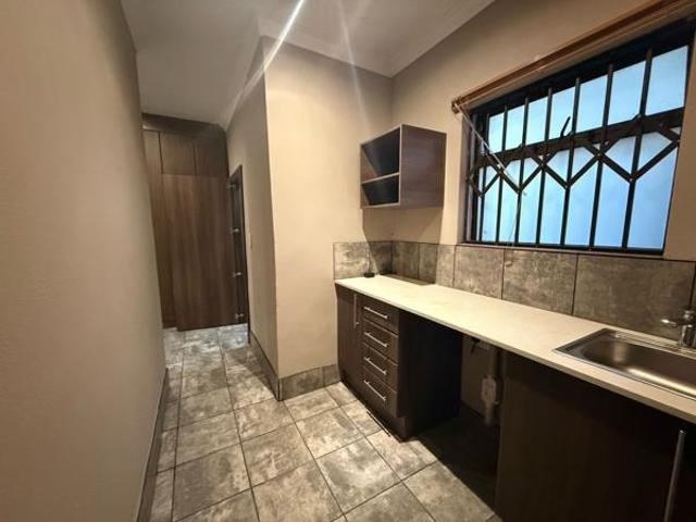 Apartment for rent in North West