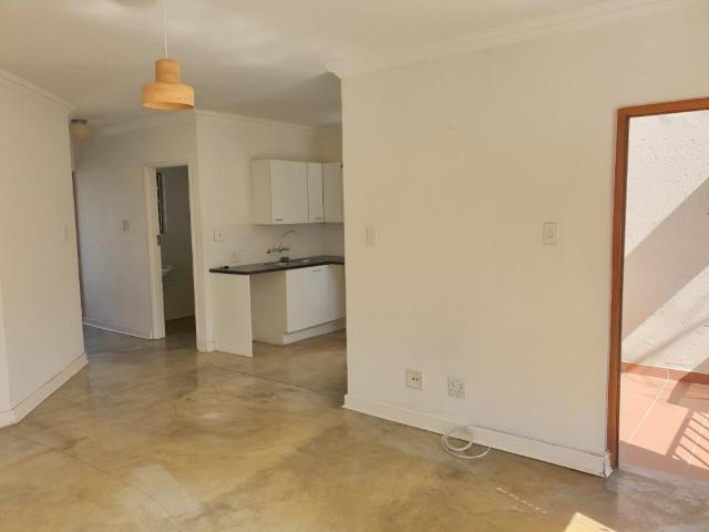 Apartment for sale in Vosloorus, Gauteng