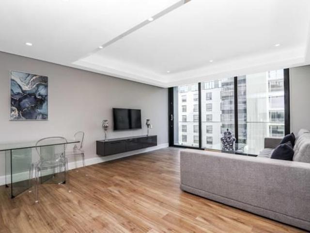 Room for rent in Rosebank, Gauteng