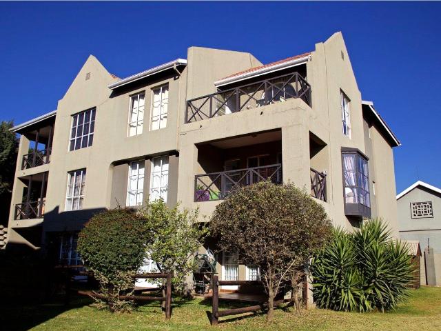 Apartment for sale in Vosloorus, Gauteng