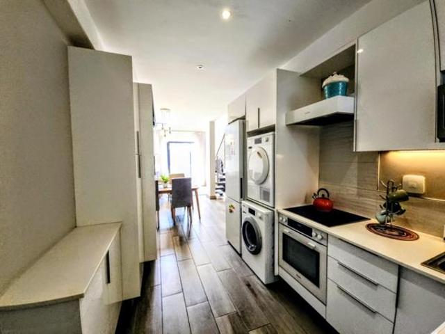 Apartment for rent in Waterkloof, Gauteng