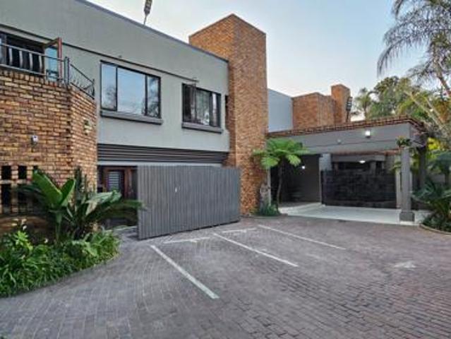 Apartment for rent in Waterkloof, Gauteng
