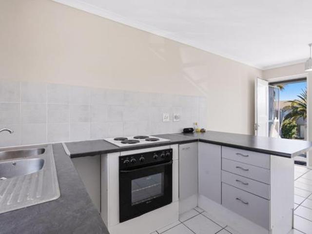 Apartment for sale in Cape Town, Western Cape