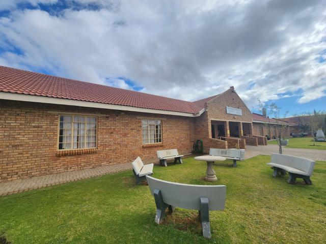 Apartment for sale in Frances Baard, Northern Cape