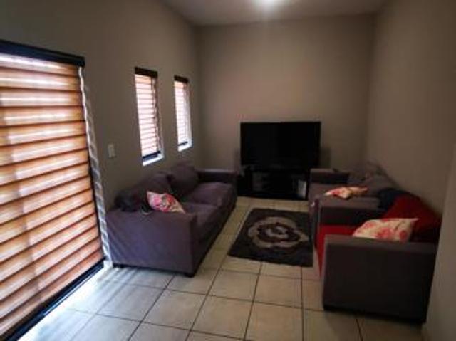 Apartment for rent in Waterkloof, Gauteng