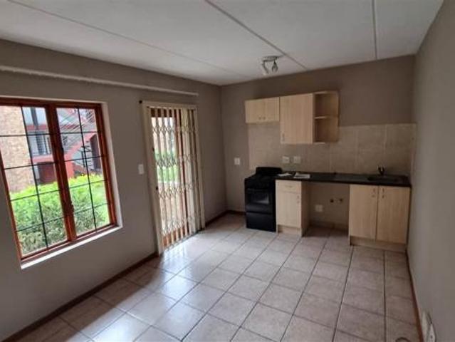 Apartment for rent in Waterkloof, Gauteng