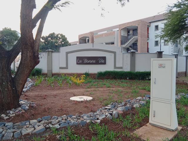 Apartment for rent in Waterkloof, Gauteng