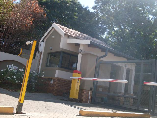 Apartment for rent in Waterkloof, Gauteng