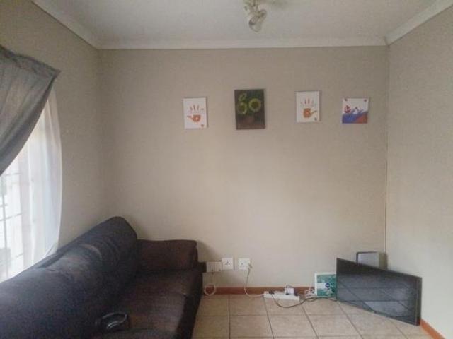 Apartment for rent in Waterkloof, Gauteng