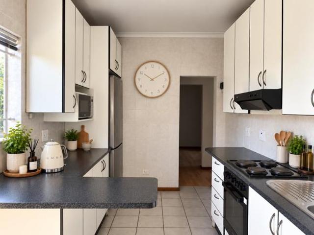 Apartment for rent in Cape Town, City of Cape Town