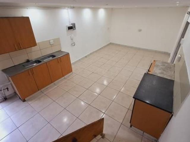 Apartment for rent in Chatsworth, Kwazulu-natal
