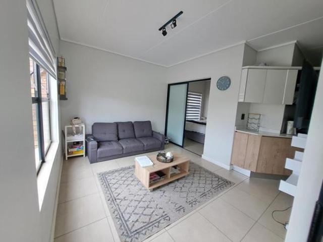 Apartment for rent in Waterkloof, Gauteng