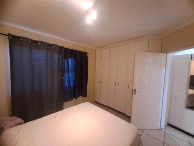 Apartment for sale in Seaview, Kwazulu-natal
