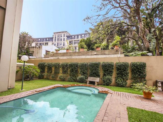 Apartment for sale in Johannesburg, North & Sandton