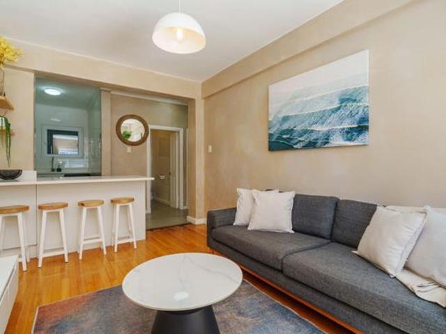 Apartment for sale in Cape Town, Western Cape