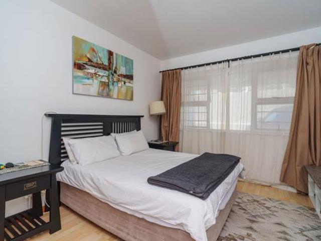 Apartment for sale in Cape Town, Western Cape