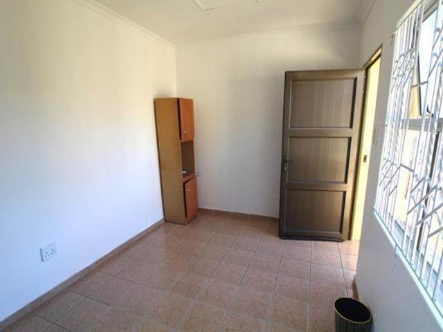 Apartment for rent in Seaview, Kwazulu-natal