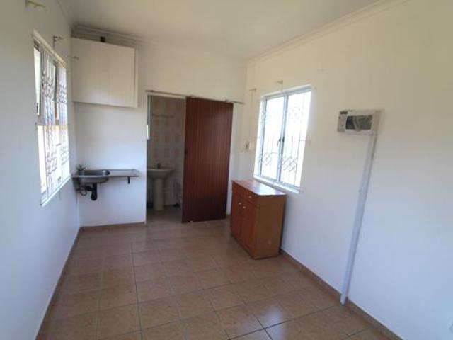 Apartment for rent in Seaview, Kwazulu-natal