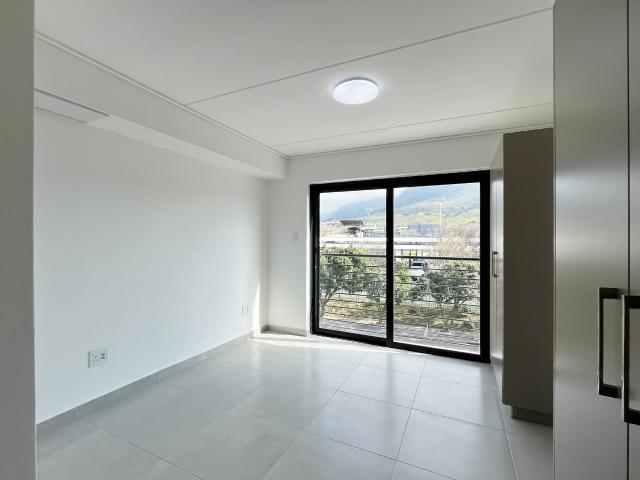 Apartment for rent in Mowbray, Cape Town